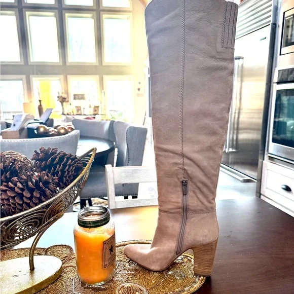 VINCE CAMUTO CORINNE Taupe Over the Knee Boots - Size 8.5M - Picture 3 of 9